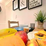 Апартаменти Oleiro Cozy *
